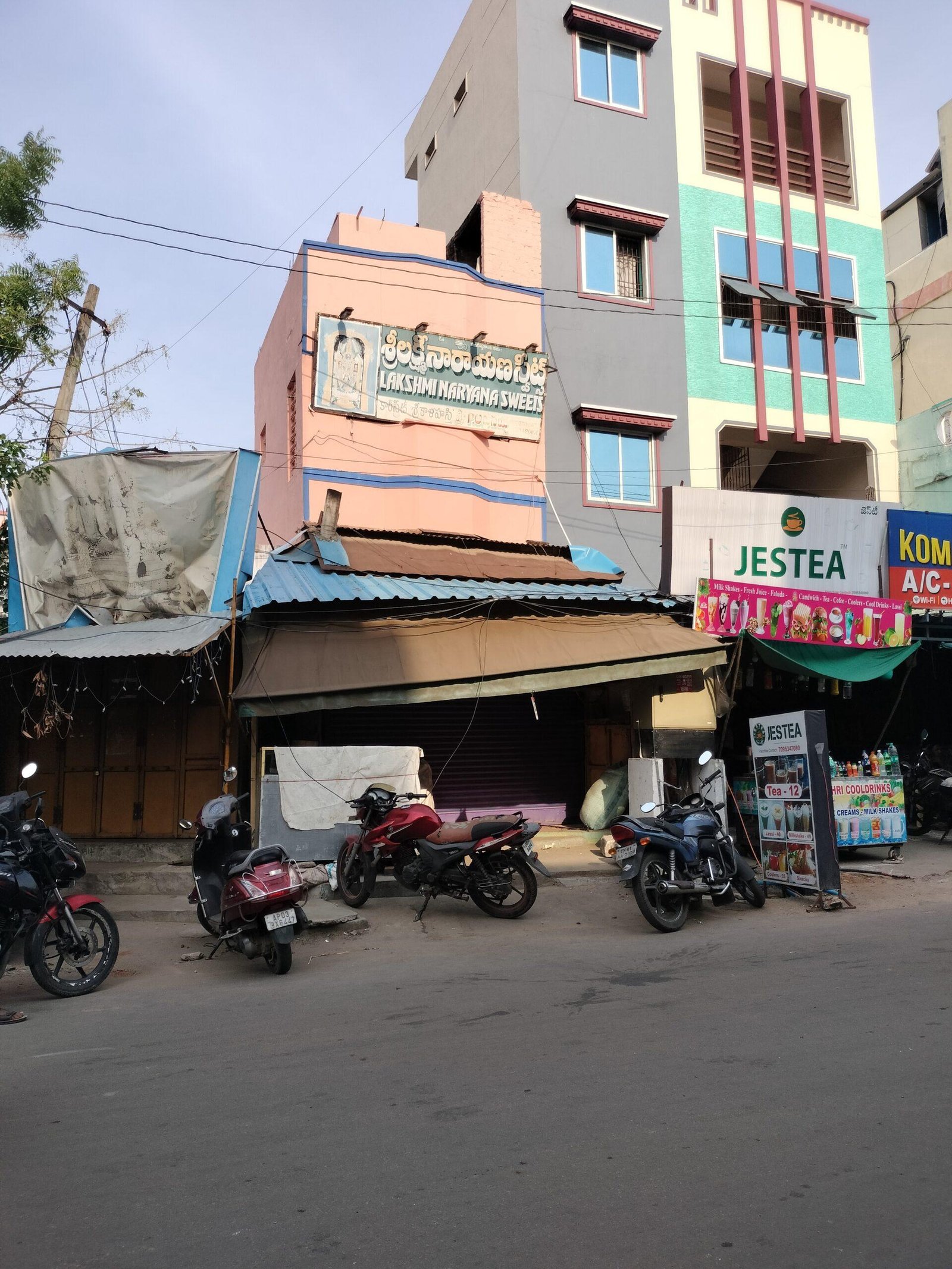 16857900697037487774928686619567