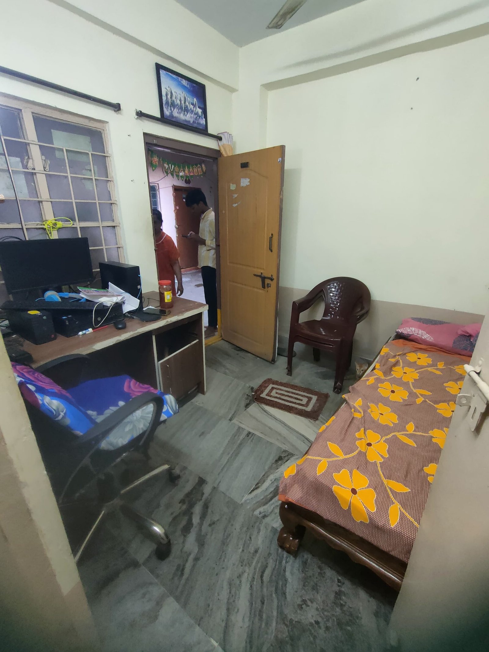 4f21eb05-3d3b-4c57-8c3d-7a83f23b6f34