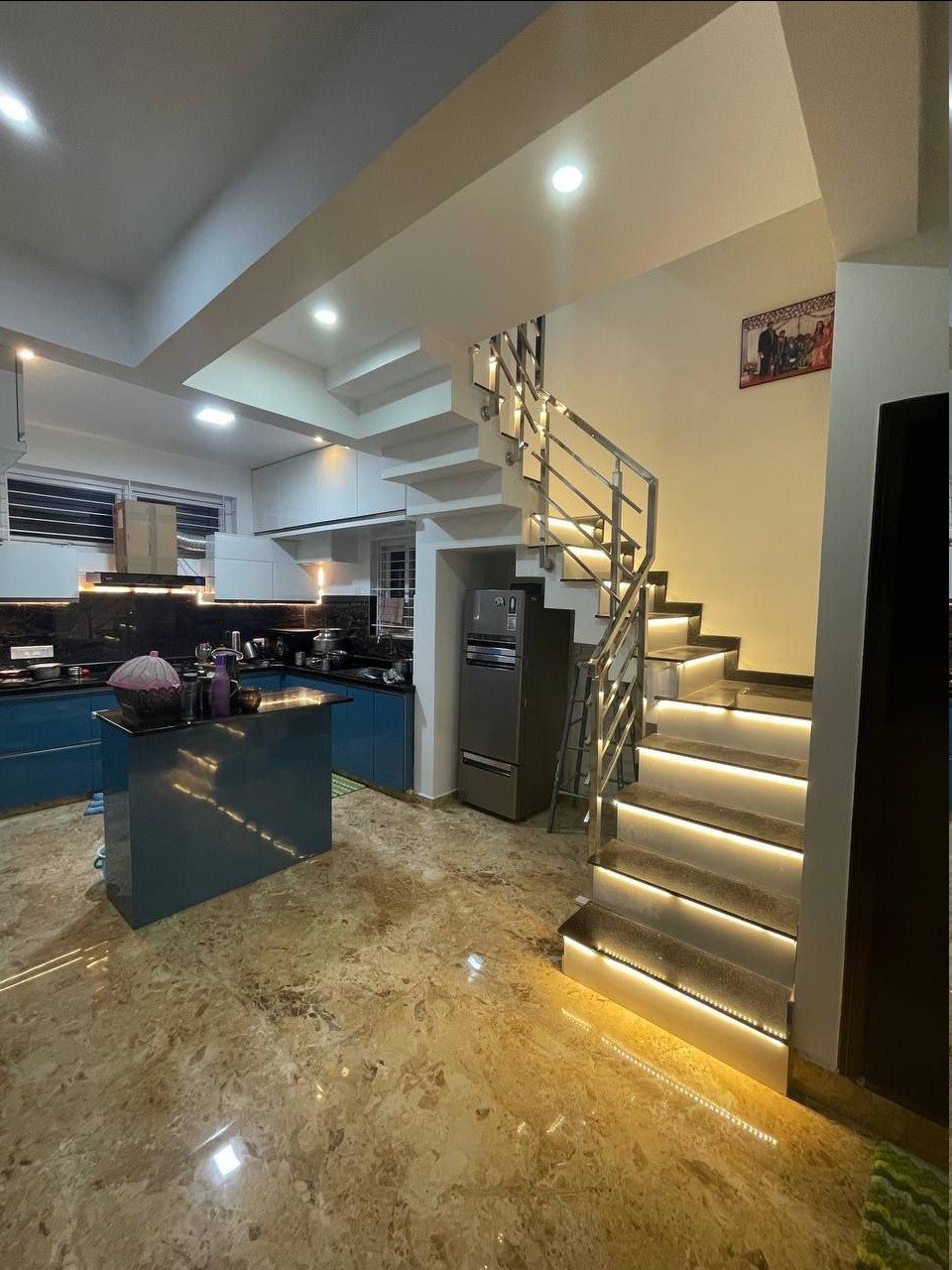 c2921bfc-bcb4-46d2-8d26-820c2d331f40