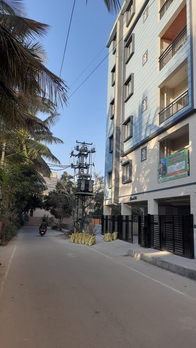 e7cd5aaf-9e63-4f5b-8429-20c2f79e9a09