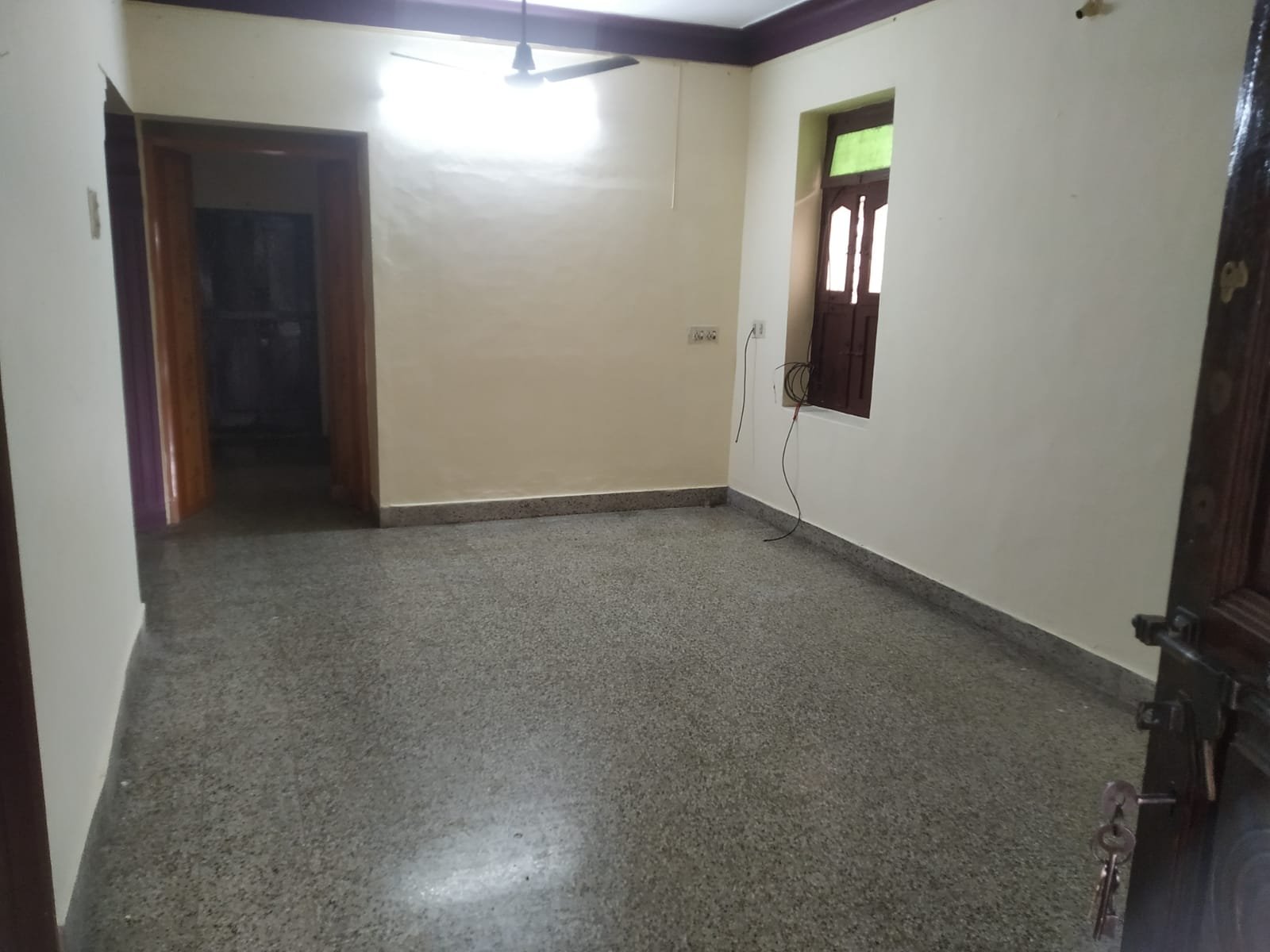 0b2f5ee5-6bd4-4117-a862-19ec1aa5ba86-1