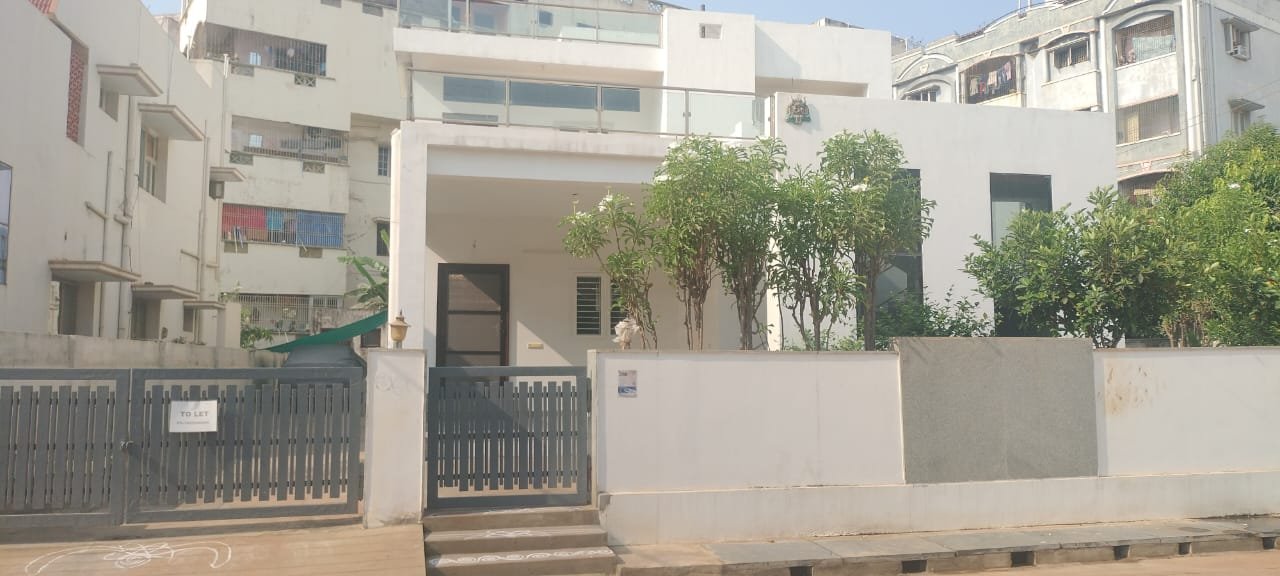 52ccdab2-bc4b-4a67-a68f-5d2eba1c68b1