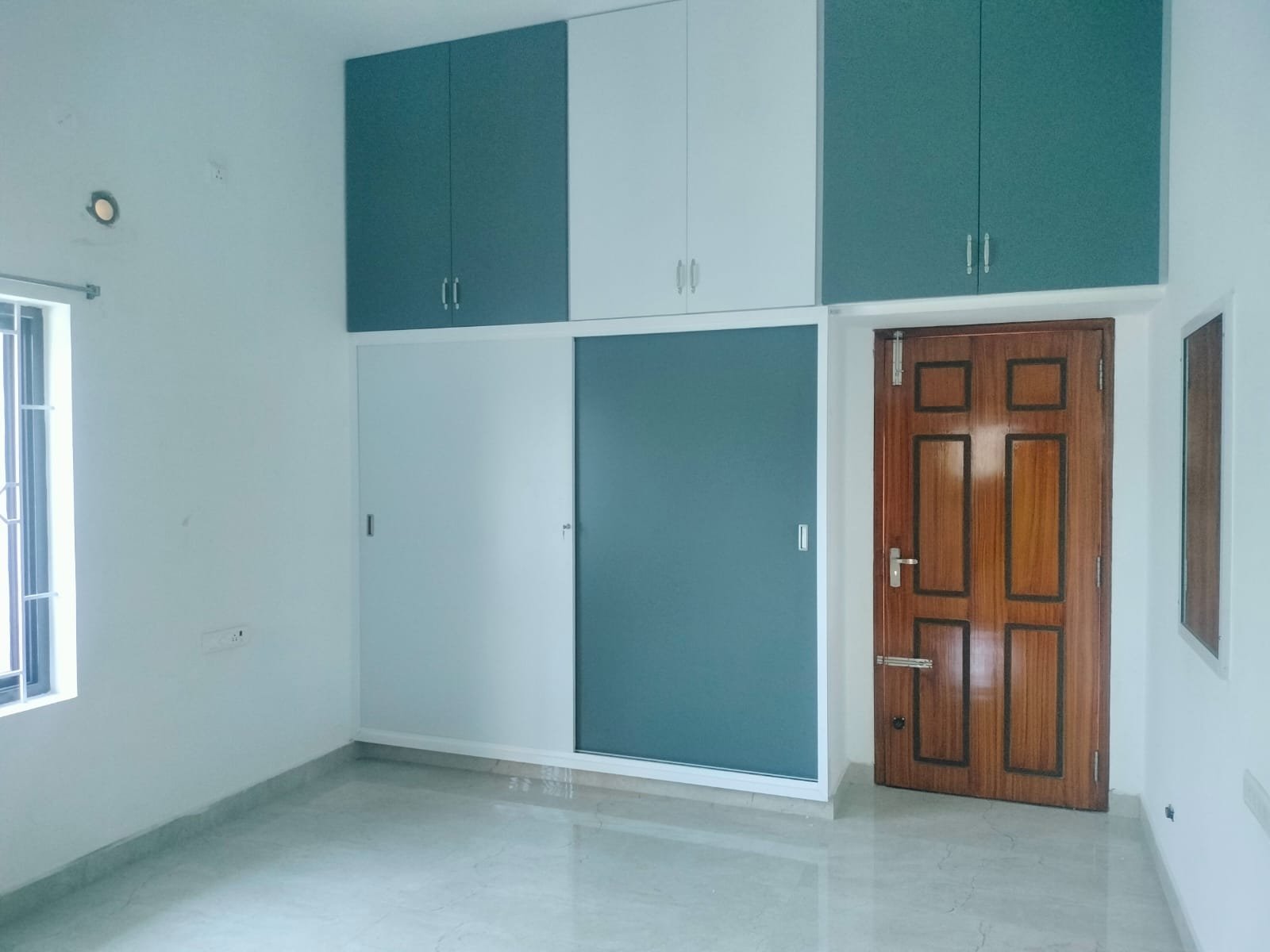 5c12694d-ea4d-4597-8e98-454f7fc465df