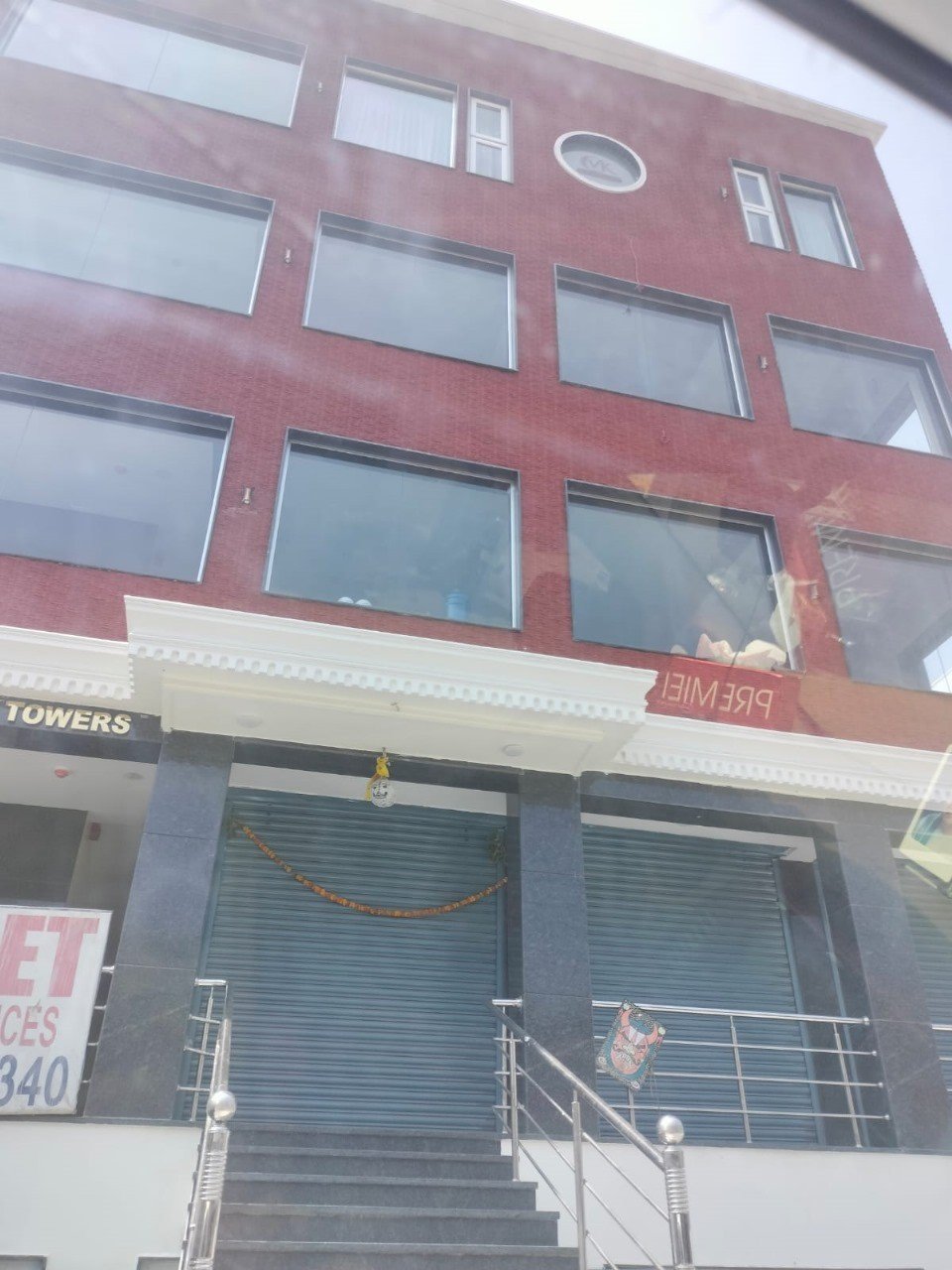 9eb156ef-a97f-4358-b3e6-0ffbd5bbe30d