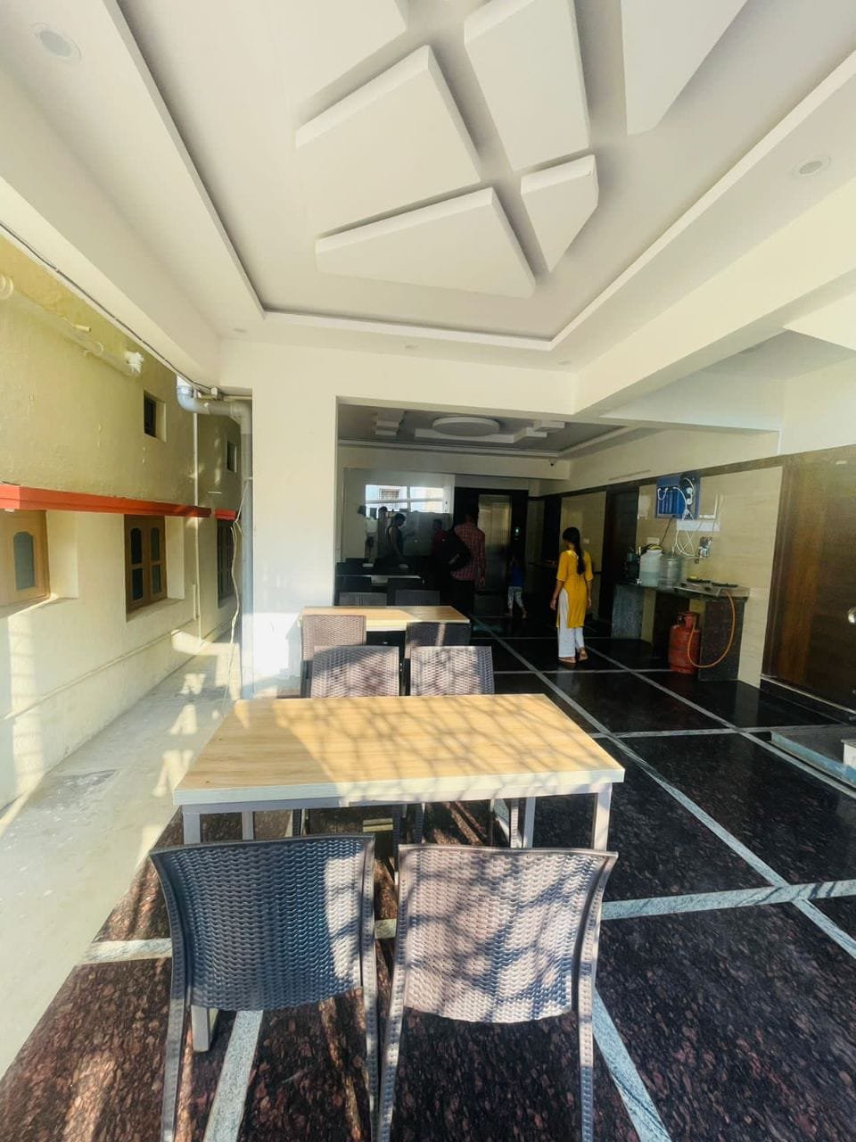 dfeb777a-7edd-41fd-bdb9-82767bc212b4