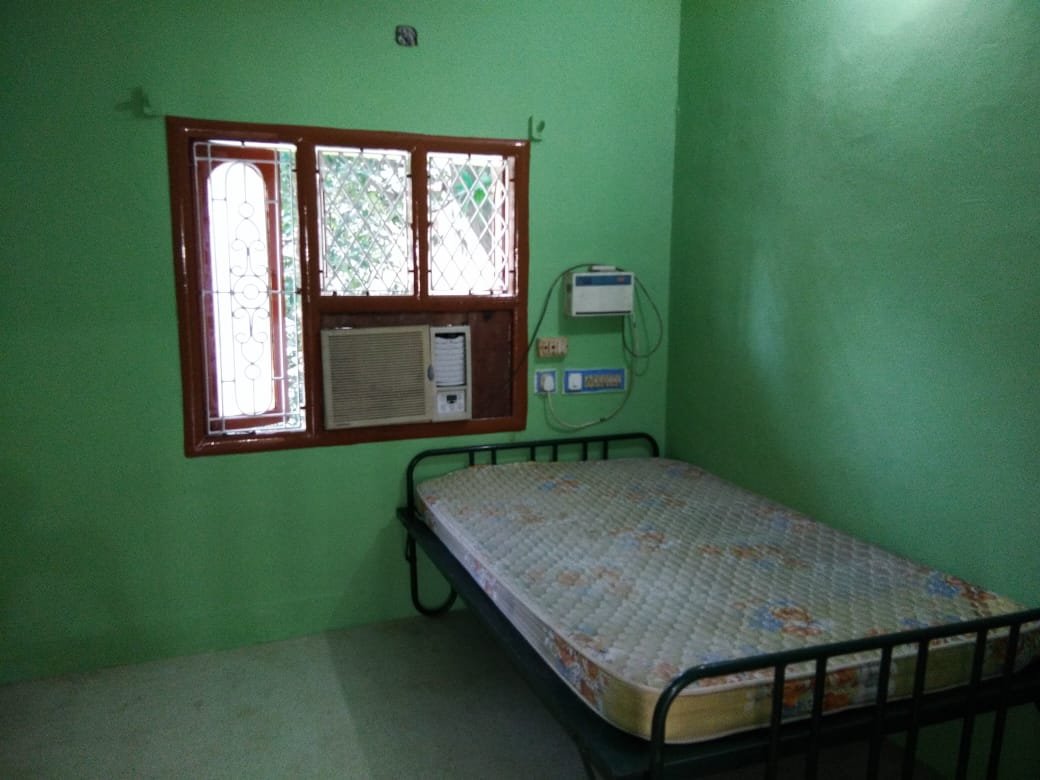 e1af4d43-b01f-4030-8dfc-19b84d095a12