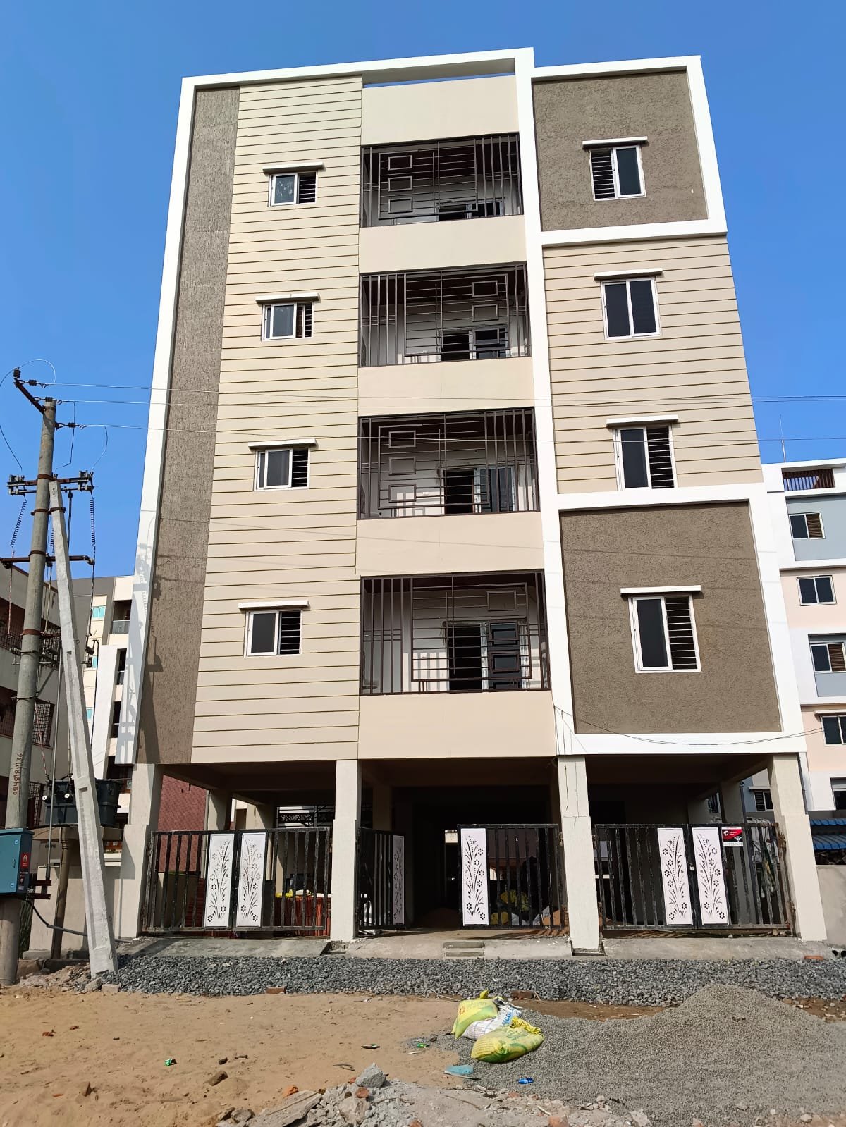 f587deb6-2577-43c9-bd4f-8761117bfb50