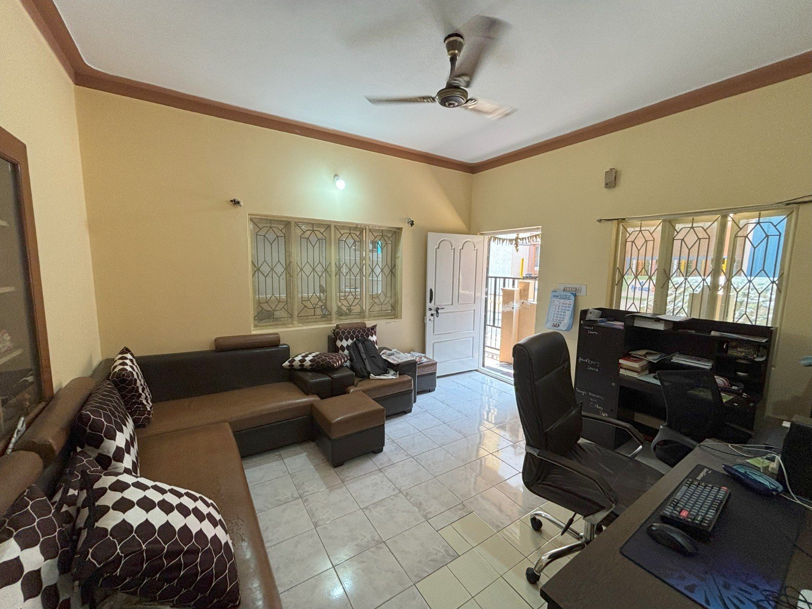 606fe8d0-ff27-4802-b62a-df3c188b9aab