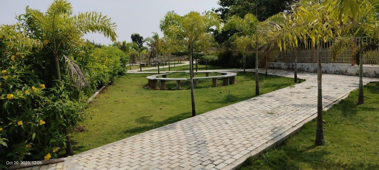 8eed7525-a0b1-4cd9-974c-49172ef3980a-1