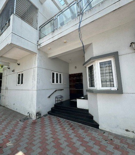 WhatsApp-Image-2024-06-25-at-17.58.06