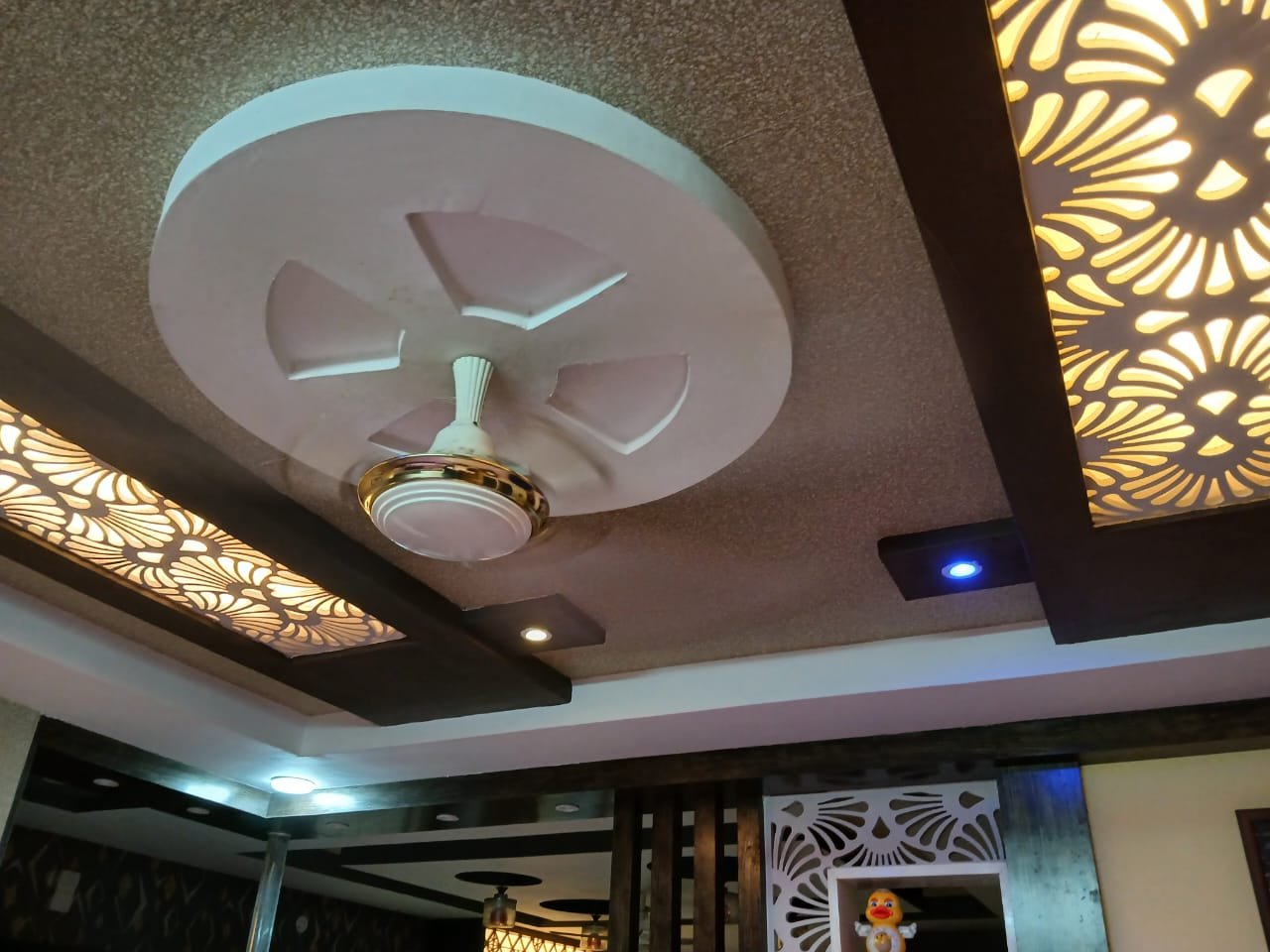 00ce9820-0c49-4115-951e-760cf6f2dbab