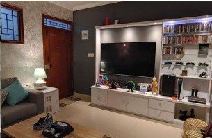 1efbe661-86e6-4082-b7d7-e9423a404737