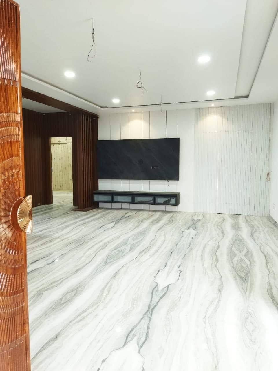 9f6e41e2-50f3-46e0-a138-bbaf269cbcd1