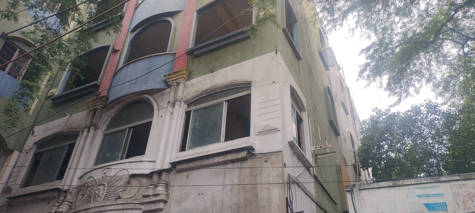 a1942b66-8b02-49d4-87d2-a047bdc73a89