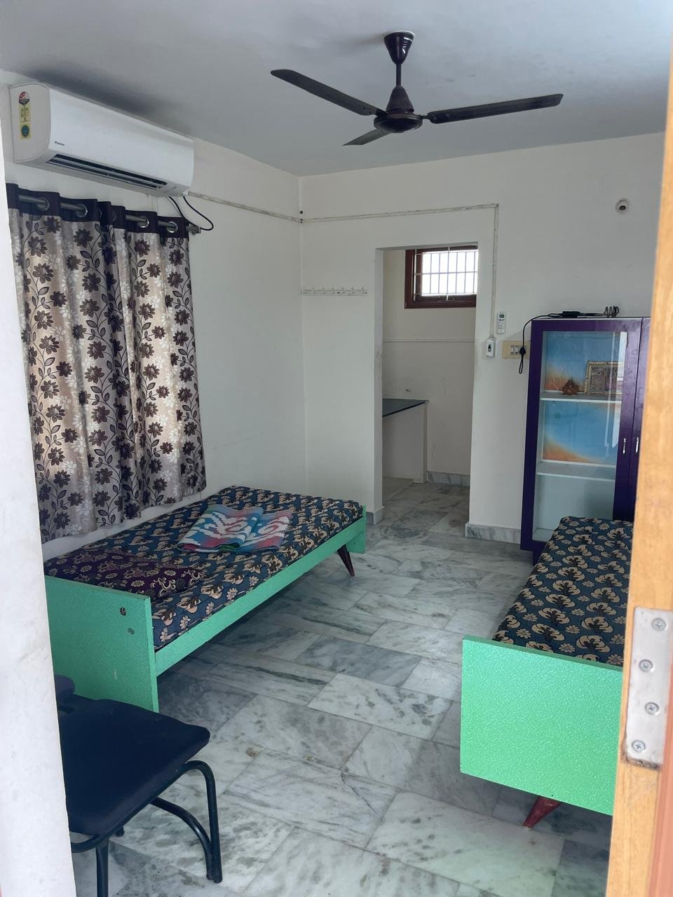 c5ff56c4-abf2-409c-8697-fc8e1077ea5b