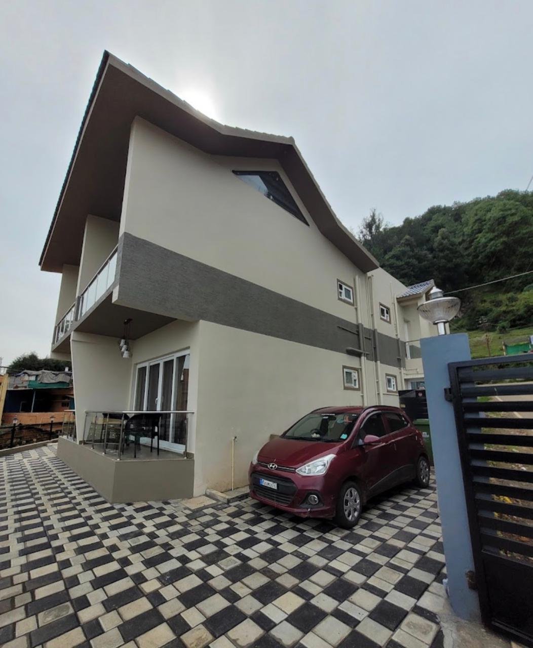 d9195fcd-01a7-465b-97de-8f66b14feea5