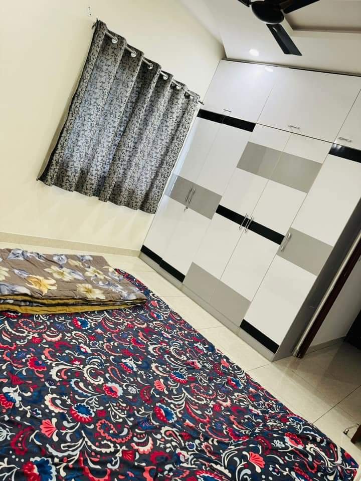 57a1f9e7-37cc-4907-b875-5a9da7b2b905