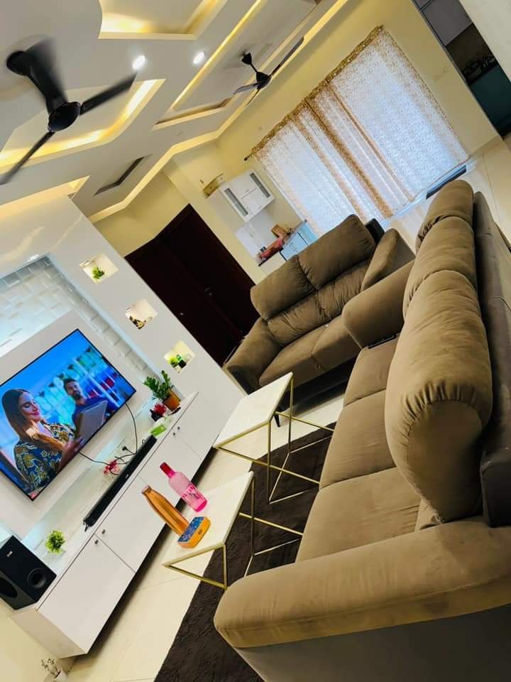 72d7e0a6-77fe-40f8-bd3a-a682349782af