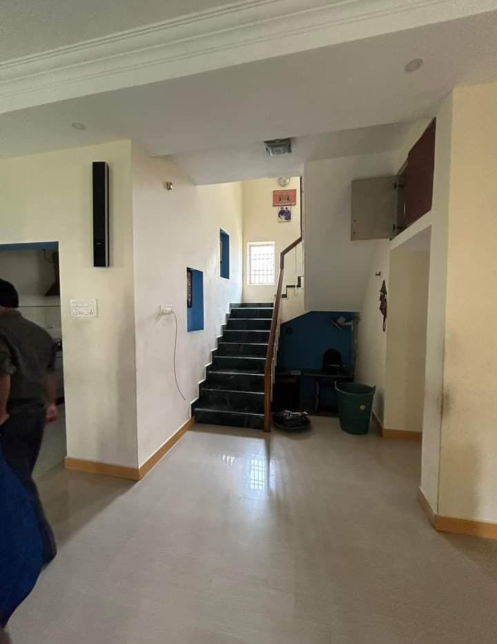 b0a9933d-c2cf-4a00-a923-7c7eba1ecec9