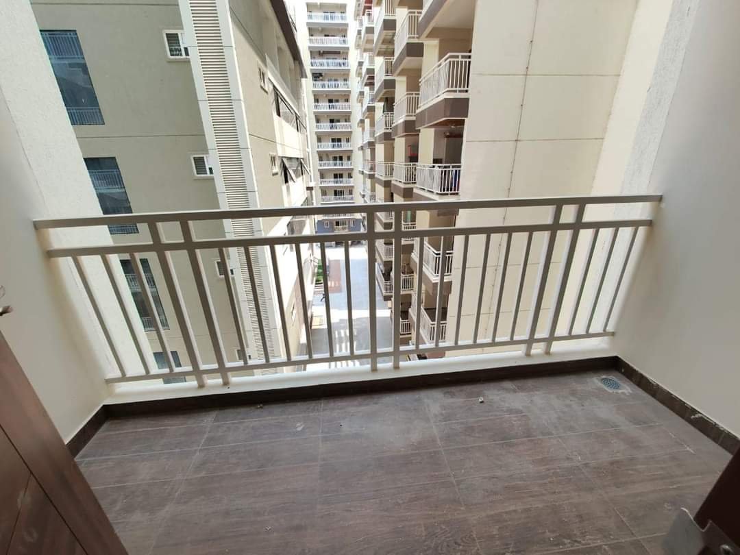 d5eb2194-2ae2-4f95-b20a-4275302e7a8a-1