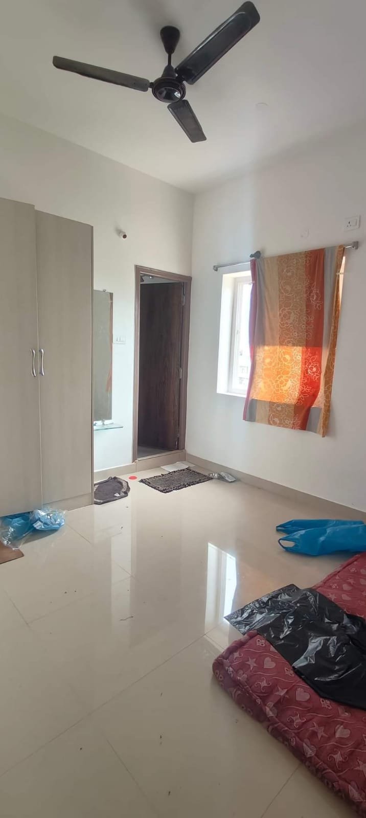 d7434b4e-4f54-489e-ad0d-92a95a823930