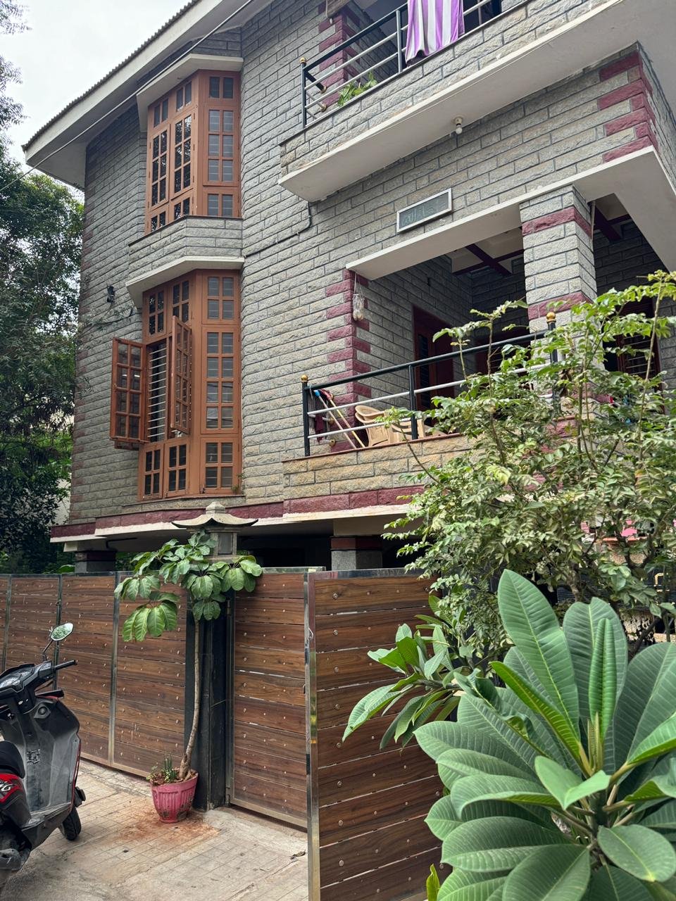 e60acadb-7531-43b4-b335-f0b1d5c01853-1