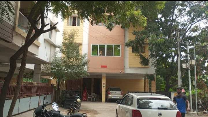 fd232d35-7085-4b7a-8653-2065c0df8193-2