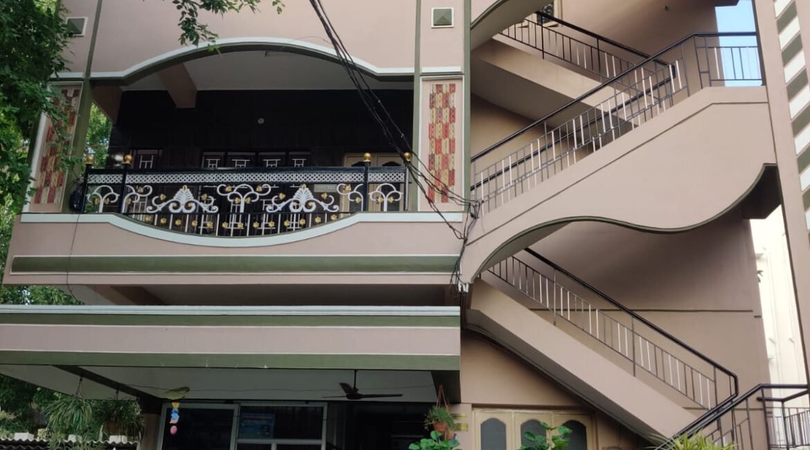 WhatsApp-Image-2025-04-29-at-11.52.43-AM